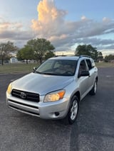 2007 Toyota RAV4 - Preview 3
