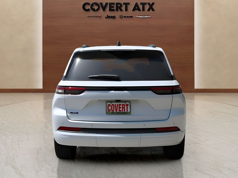 2026 Jeep Grand Cherokee - Image 2