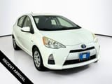 2013 Toyota Prius c - Preview 2