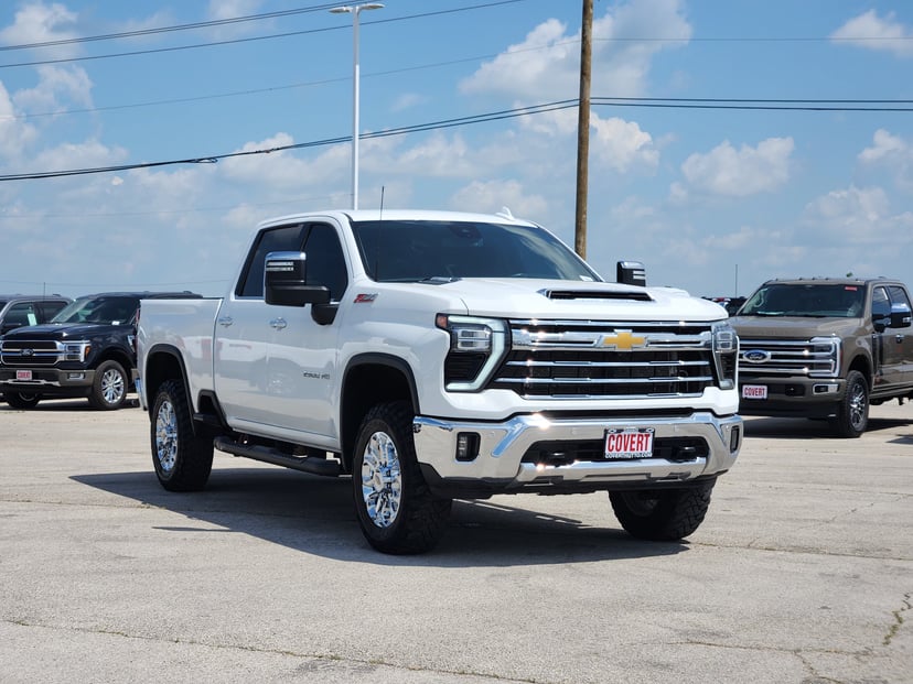 2024 Chevrolet Silverado 2500 HD - Image 2