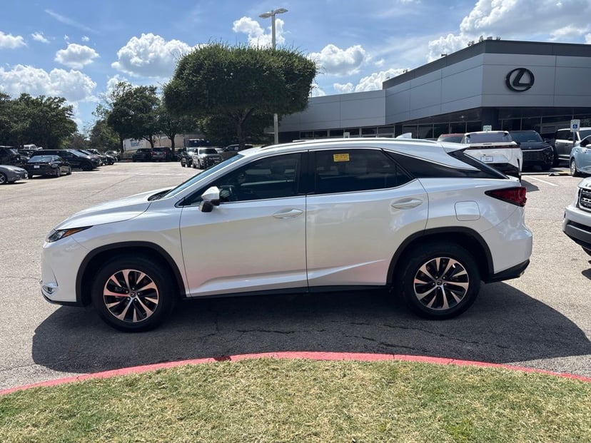 2022 Lexus RX - Image 2