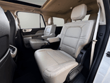 2024 Lincoln Navigator - Preview 15