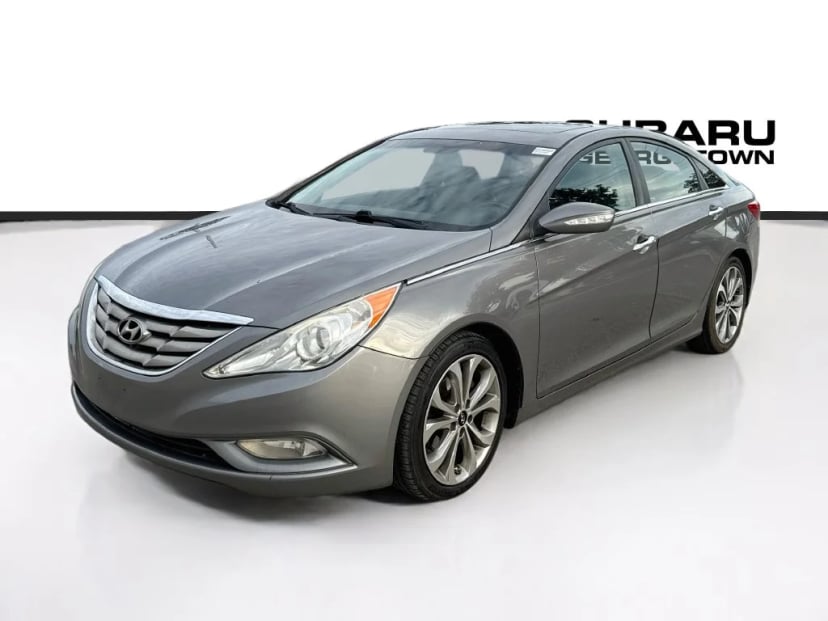 2013 Hyundai Sonata - Image 1