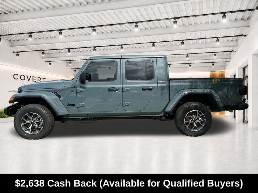 2026 Jeep Gladiator - Image 2