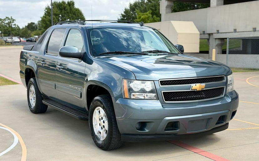 2012 Chevrolet Avalanche - Image 1