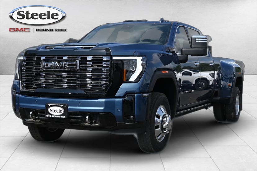 2026 GMC Sierra 3500 HD - Image 2