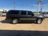 2004 Chevrolet Suburban - Preview 5