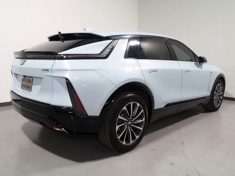 2024 Cadillac LYRIQ Sport 2 RWD - Image 1