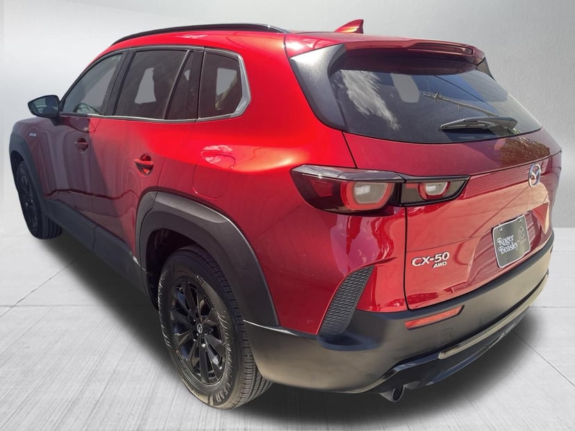 2025 Mazda CX-50 - Image 3