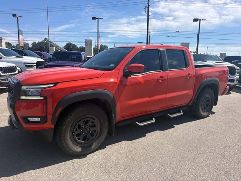 2025 Nissan Frontier - Image 1