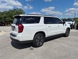 2023 GMC Yukon XL - Preview 9