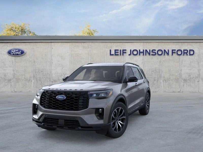 2026 Ford Explorer - Image 3