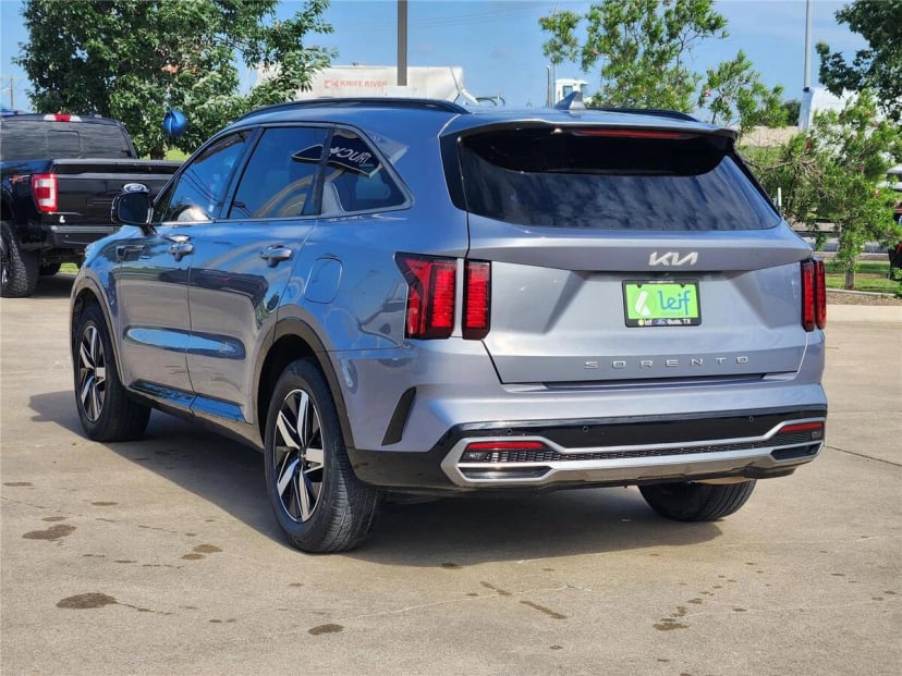 2022 Kia Sorento - Image 3