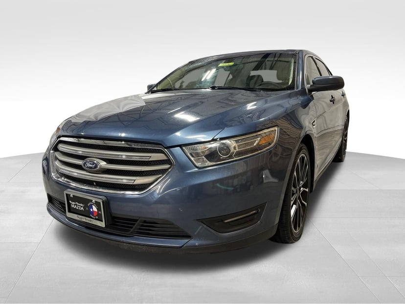 2018 Ford taurus - Image 1
