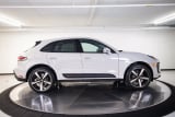 2026 Porsche Macan - Preview 8