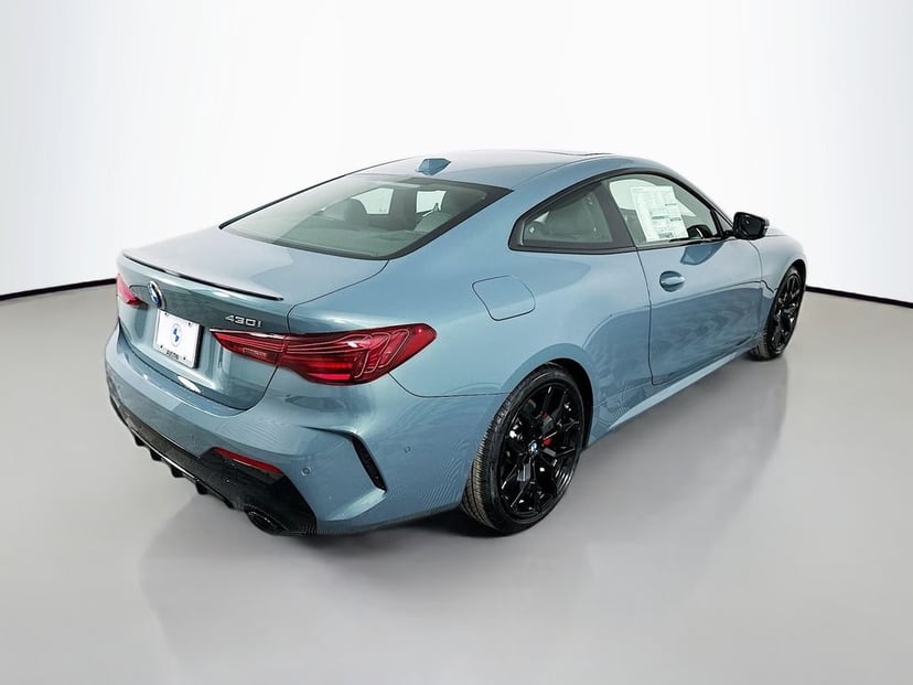 2026 BMW 4 Series - Image 2