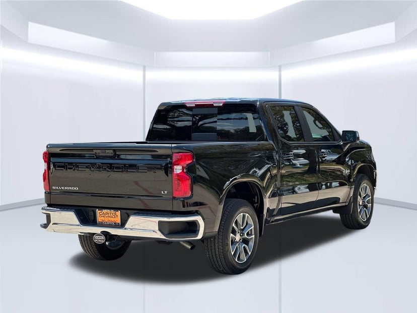 2026 Chevrolet Silverado 1500 - Image 2