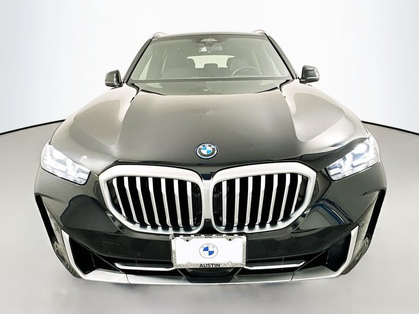 2024 BMW X5 - Image 3