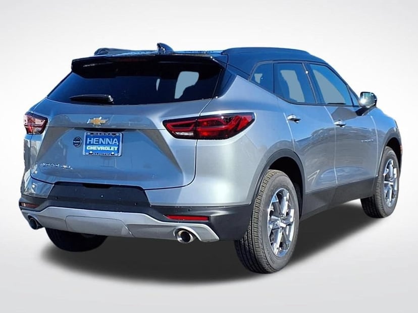 2026 Chevrolet Blazer - Image 2