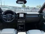 2025 Volvo EX40 - Preview 14
