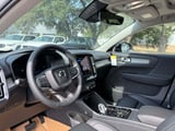 2026 Volvo XC40 - Preview 9