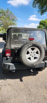 2017 Jeep Wrangler - Preview 6