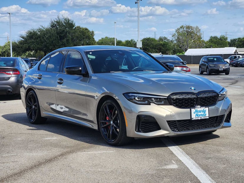 2022 BMW M340i - Image 3