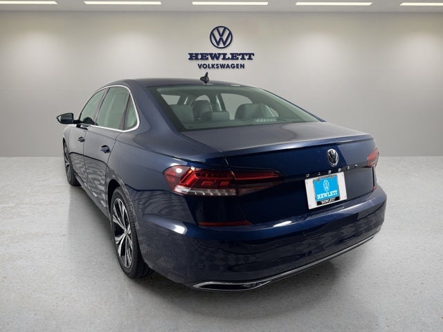 2020 Volkswagen Passat - Image 1