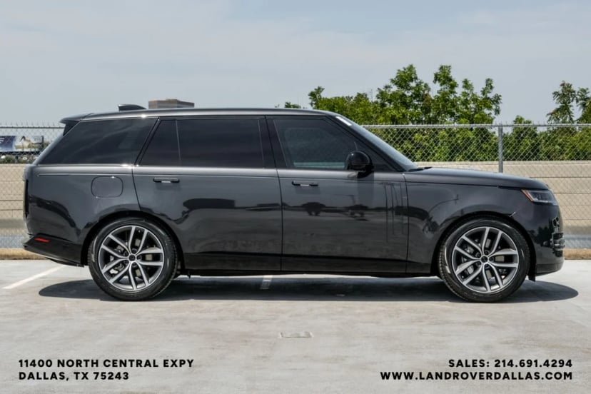2026 Land Rover Range Rover - Image 3