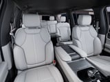 2026 Jeep Grand Wagoneer - Preview 16