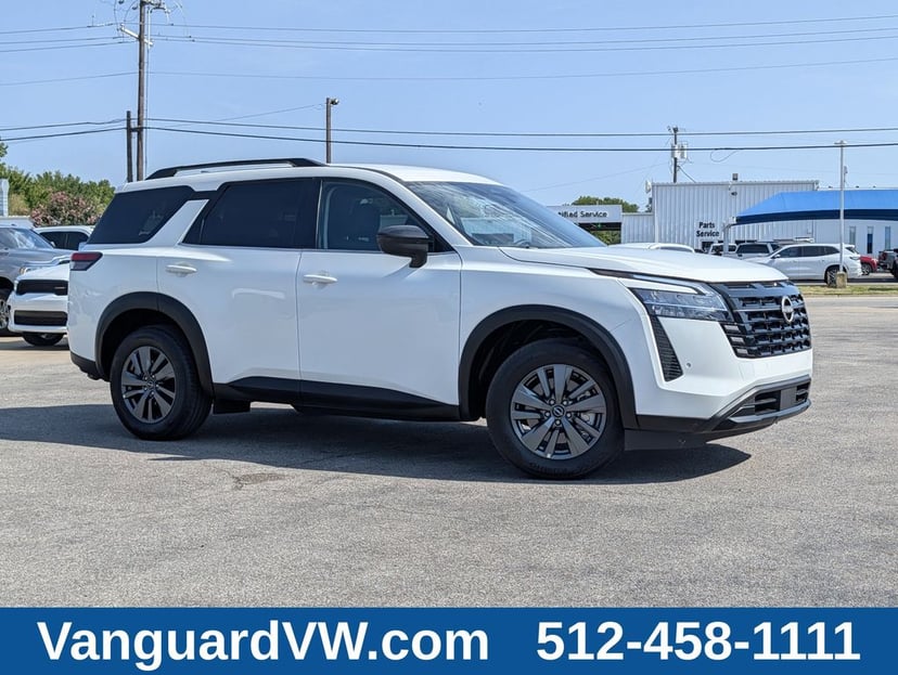 2026 Nissan Pathfinder - Image 1