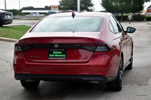 2026 Honda Accord Sedan SE 4D Sedan Radiant Red - Image 3