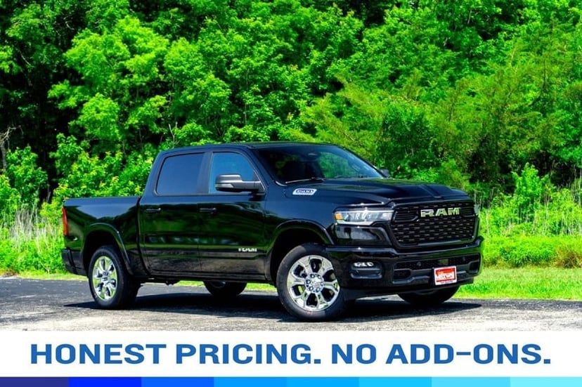 2026 Ram 1500 - Image 2