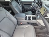 2025 Land Rover Defender - Preview 11