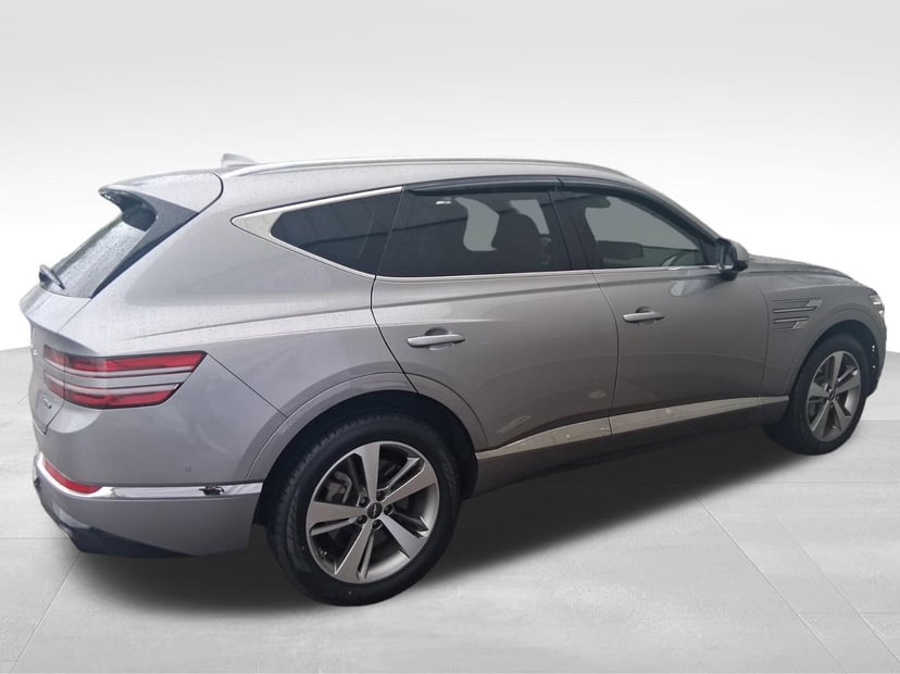 2021 Genesis GV80 - Image 3