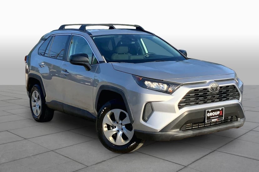 2019 Toyota RAV4 - Image 2