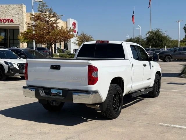 2014 Toyota Tundra - Image 2