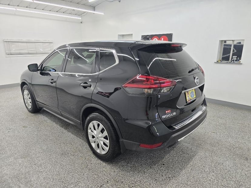 2020 Nissan Rogue - Image 3