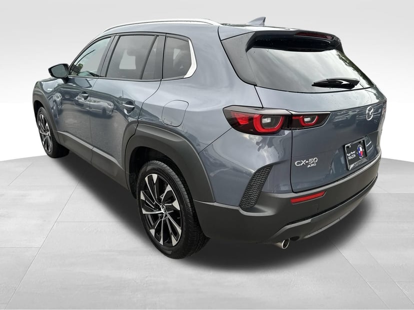 2025 Mazda CX-50 - Image 3