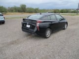 2016 Toyota Prius - Preview 3