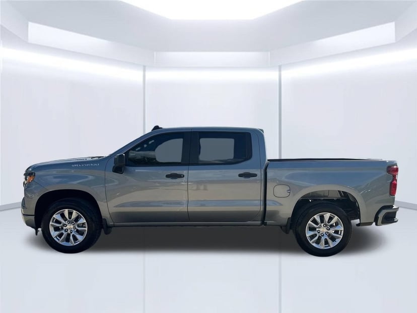 2026 Chevrolet Silverado 1500 - Image 1