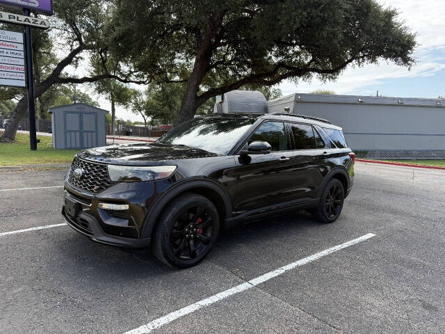2020 Ford Explorer - Image 1