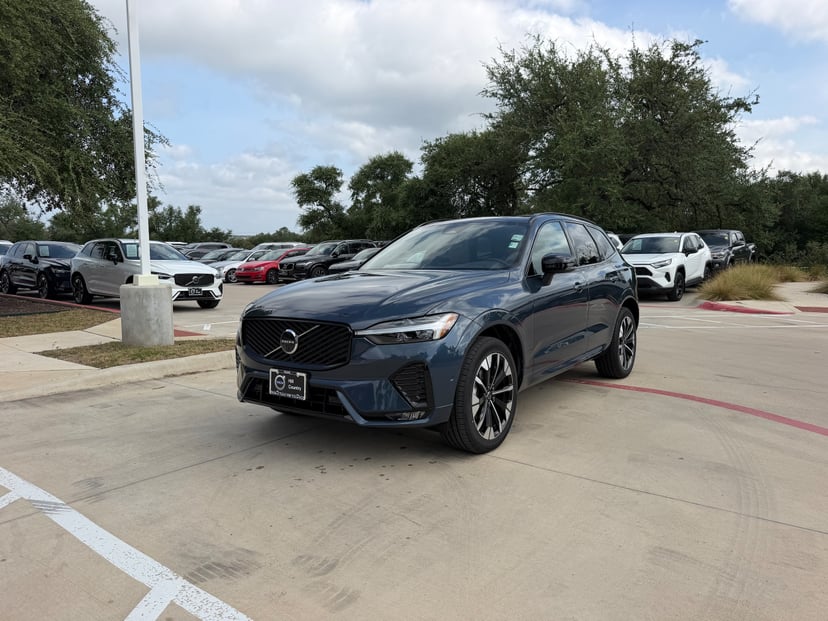 2026 Volvo XC60 - Image 1