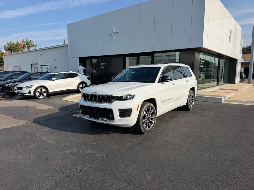 2023 Jeep Grand Cherokee L - Image 1