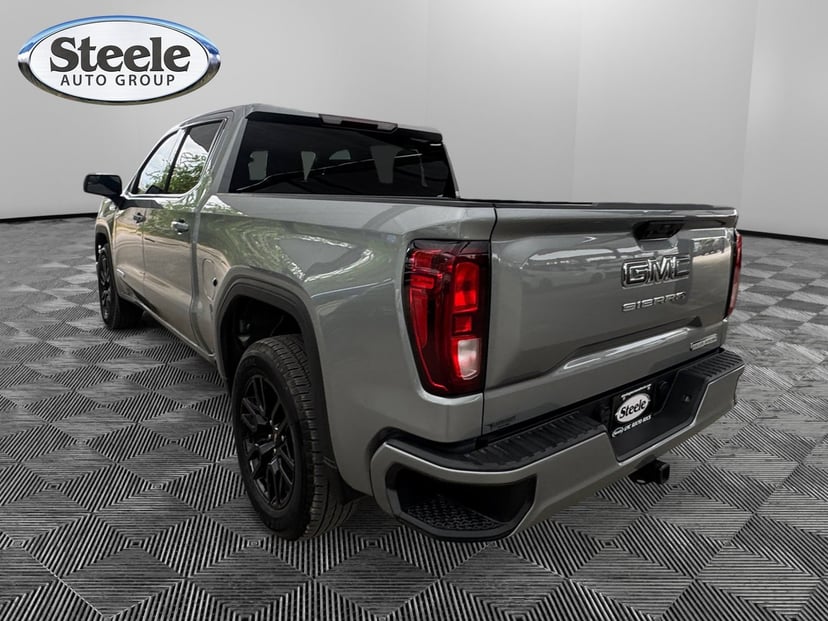 2025 GMC Sierra - Image 3