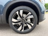 2026 Volvo XC40 - Preview 6