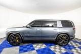 2023 Rivian R1S - Preview 9
