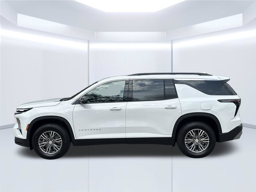 2027 Chevrolet Traverse - Image 1