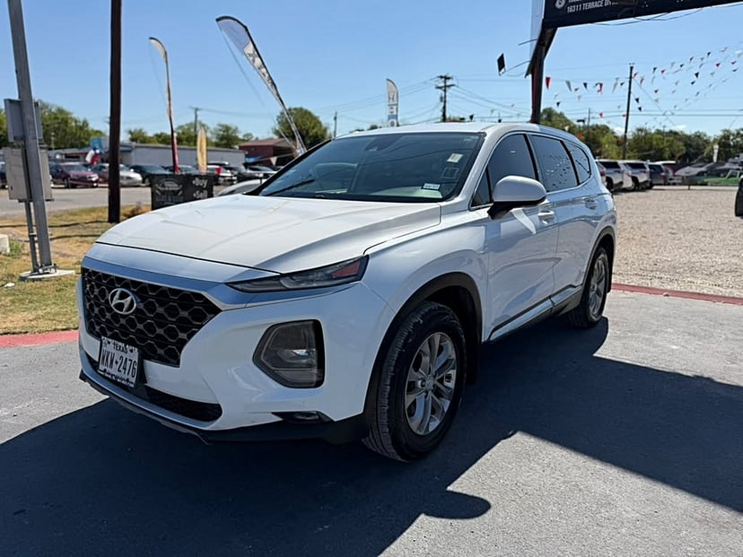 2020 Hyundai Santa FE - Image 1