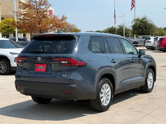2026 Toyota Grand Highlander - Image 2